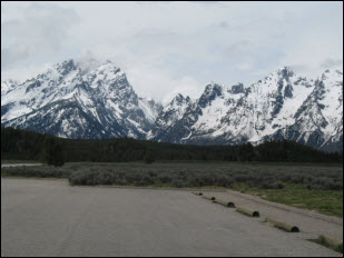 Picture of Grand Tetons National Park.
