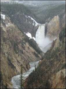 Picture of Yellowstone Falls.