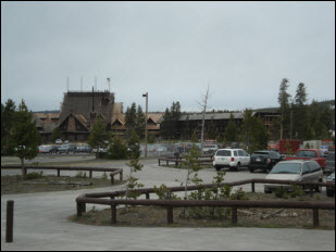 Picture of Old Faithful Inn.